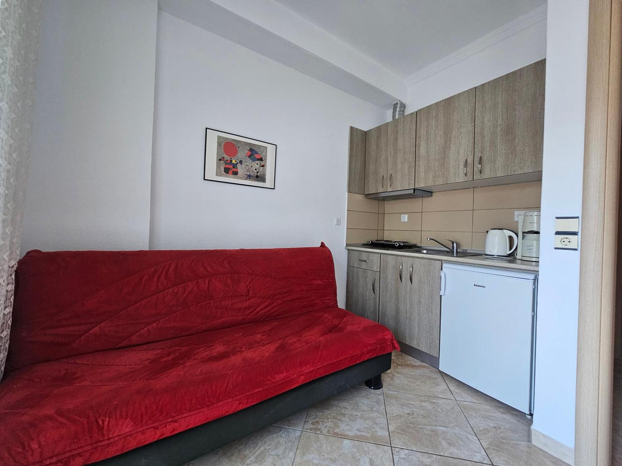 Leonidas Apartments Néa Péramos Værelse billede
